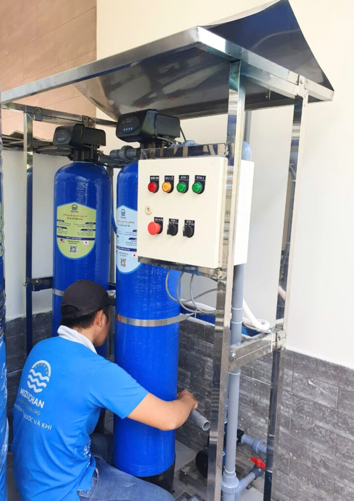 Hệ thống lọc đầu nguồn tự động