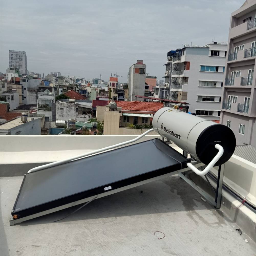 may-nuoc-nong-nang-luong-mat-troi-solahart-150l-2 Máy nước nóng năng lượng mặt trời Solahart 150L